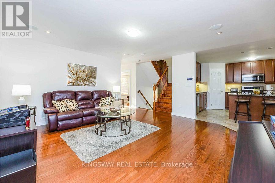 31 Bleasdale Avenue S, Brampton, Ontario  L7A 0P5 - Photo 8 - W13726466