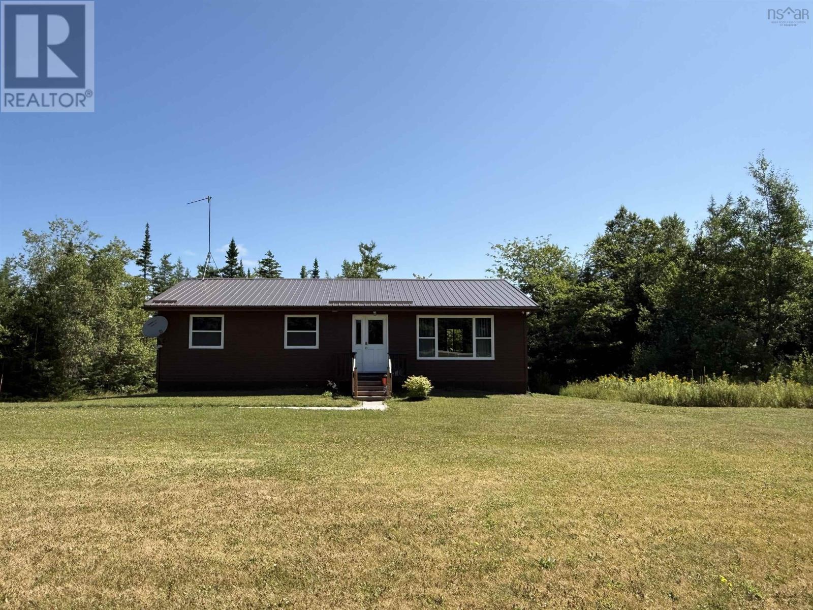 6536 Highway 224, Pleasant Valley, Nova Scotia  B0N 2M0 - Photo 1 - 202520608