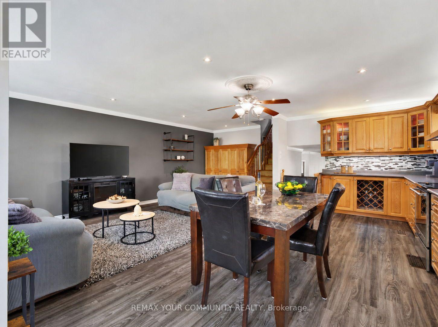 36 Crossbow Crescent, Toronto, Ontario M2J 3M4 - Photo 15 - C13726552