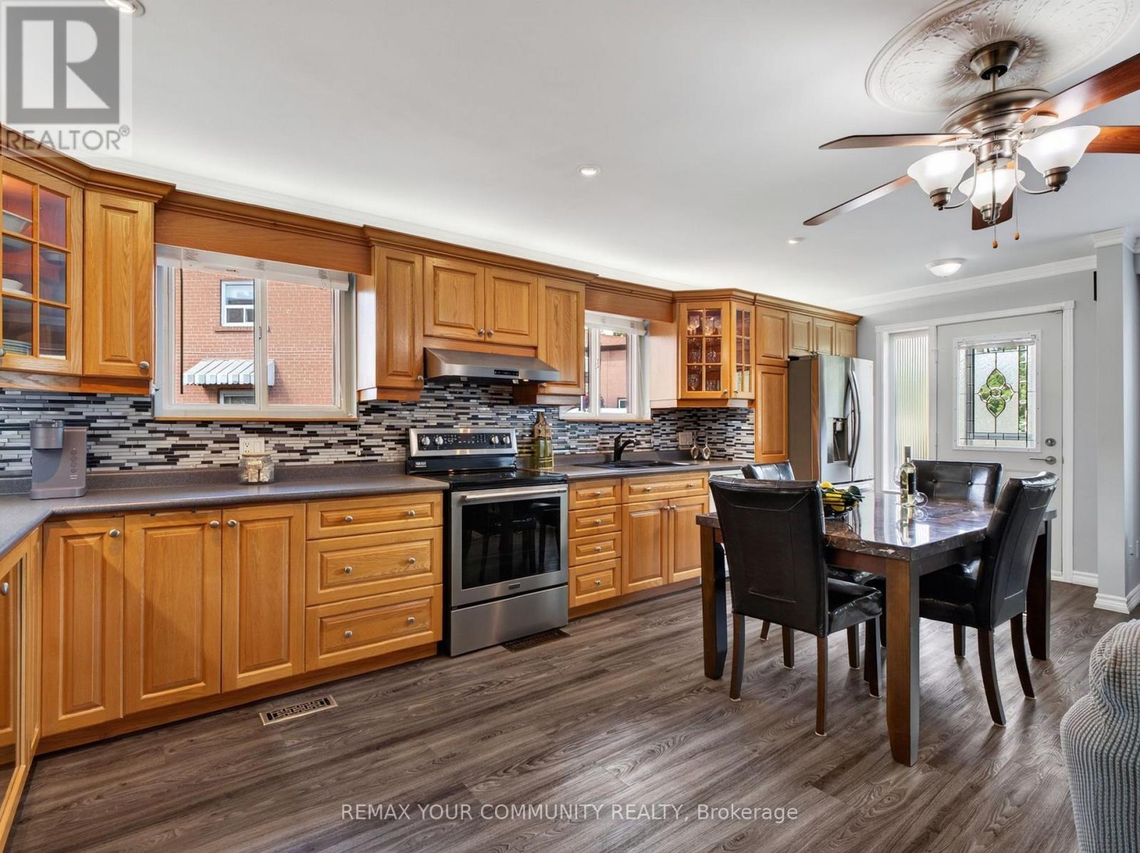 36 Crossbow Crescent, Toronto, Ontario M2J 3M4 - Photo 16 - C13726552