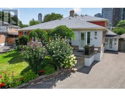 36 CROSSBOW CRESCENT, Toronto, Ontario