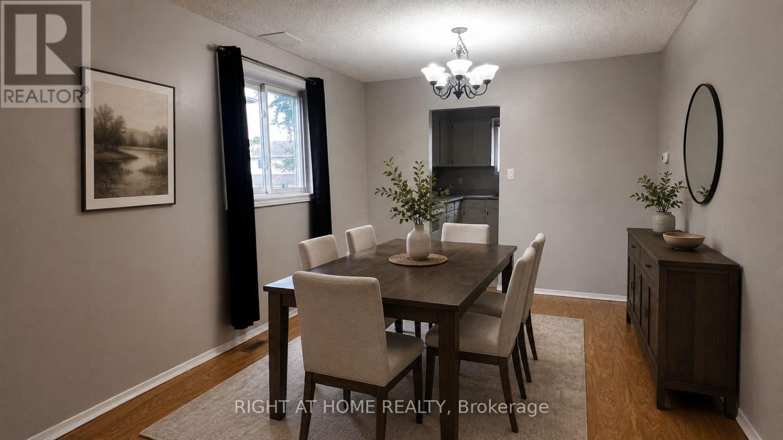 569 Hayward Crescent, Milton, Ontario L9T 4T8 - Photo 5 - W13726554