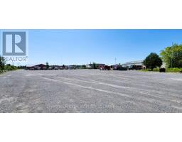 1995 MERIVALE ROAD, Ottawa, Ontario