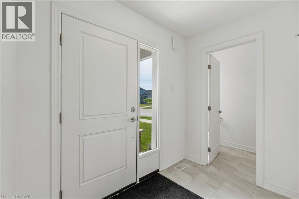 4 Viger Drive, Welland, Ontario  L3B 0E3 - Photo 4 - 40834811