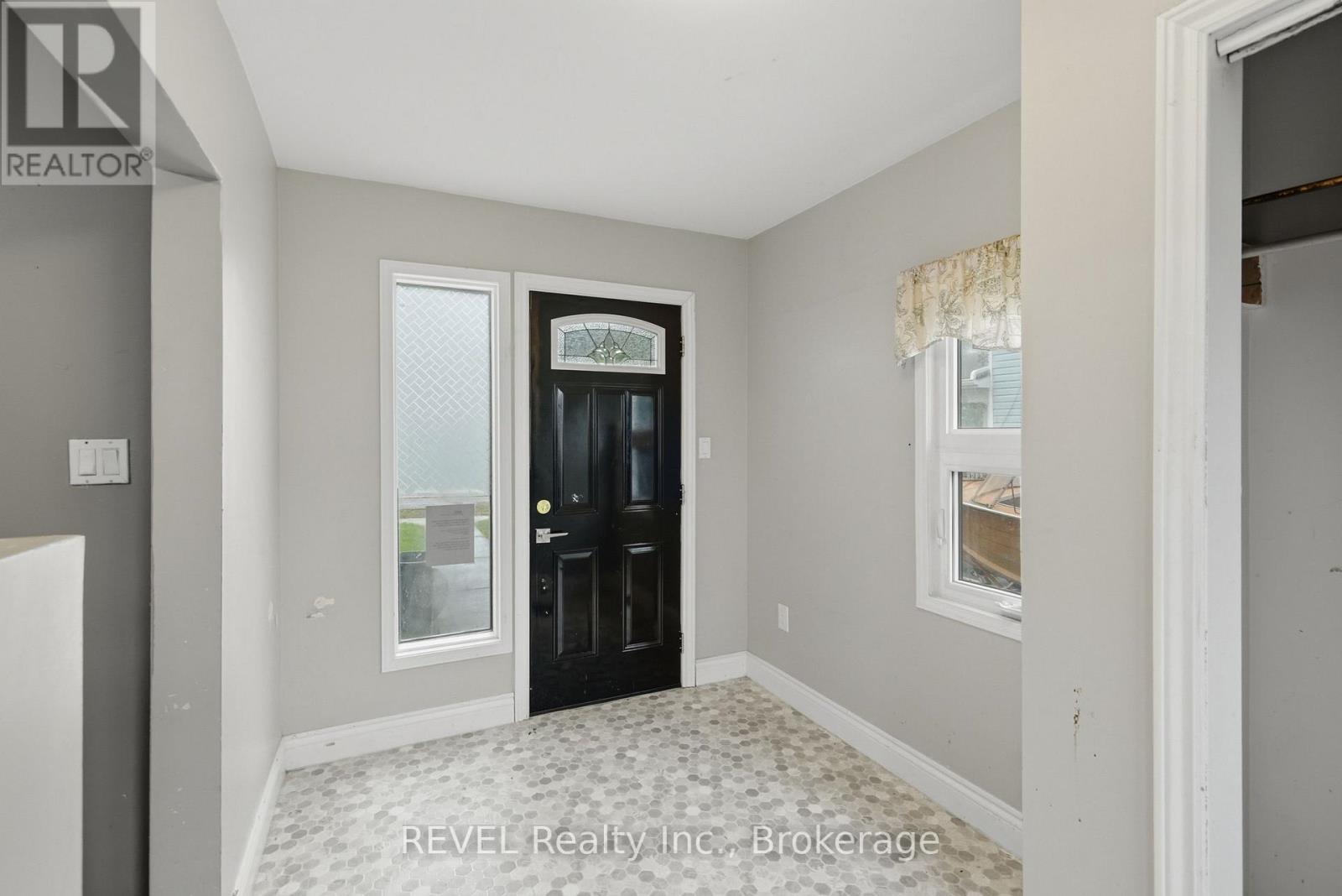 2324 Centre Street, Thorold, Ontario L0S 1A0 - Photo 15 - X13719580
