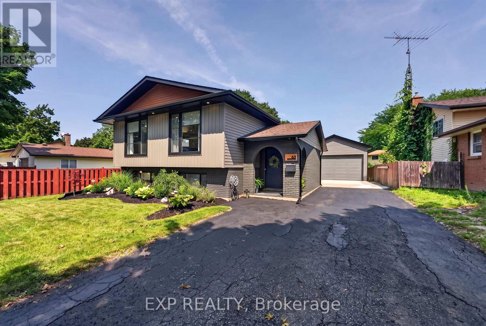 63 Harcove Street, St. Catharines, Ontario  L2N 6L9 - Photo 3 - X13690630