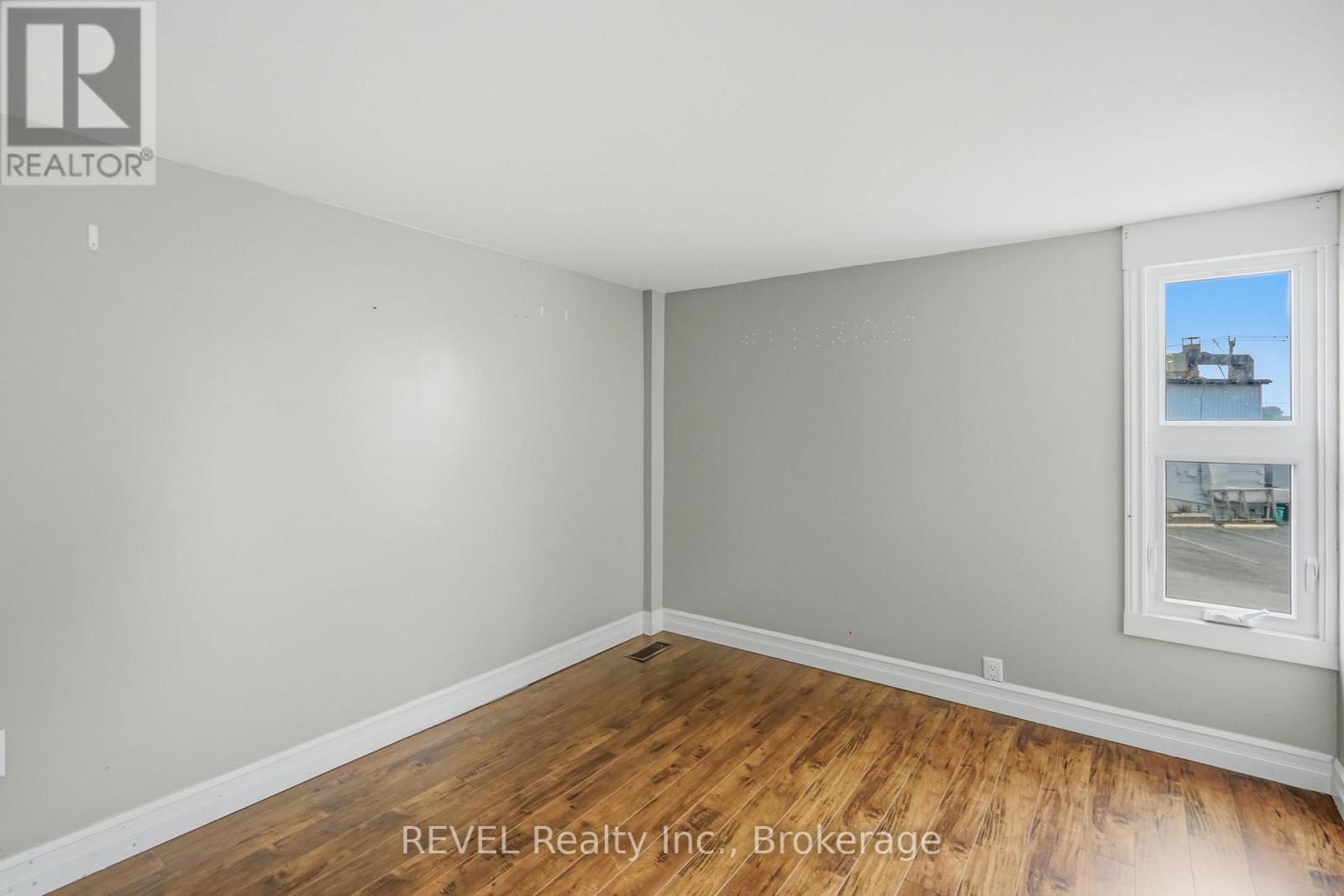 2324 Centre Street, Thorold, Ontario L0S 1A0 - Photo 31 - X13719580