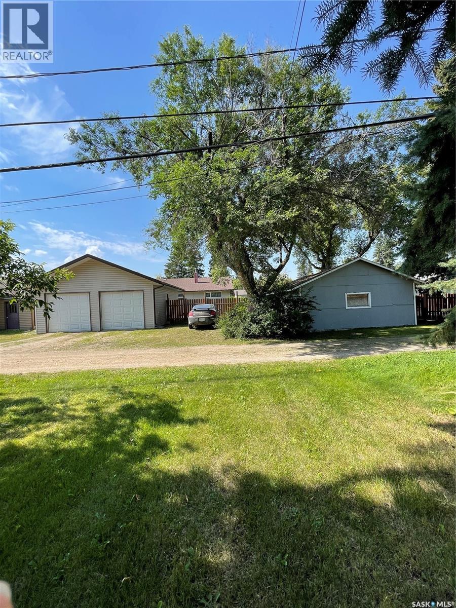 817 Cartier Street, Whitewood, Saskatchewan  S0G 5C0 - Photo 11 - SK047028