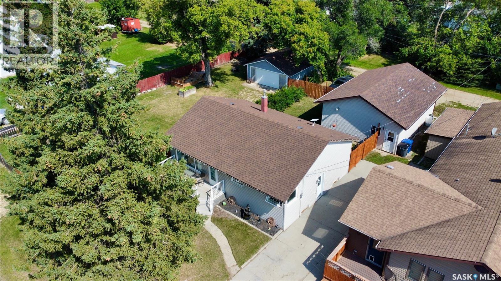 817 Cartier Street, Whitewood, Saskatchewan  S0G 5C0 - Photo 14 - SK047028