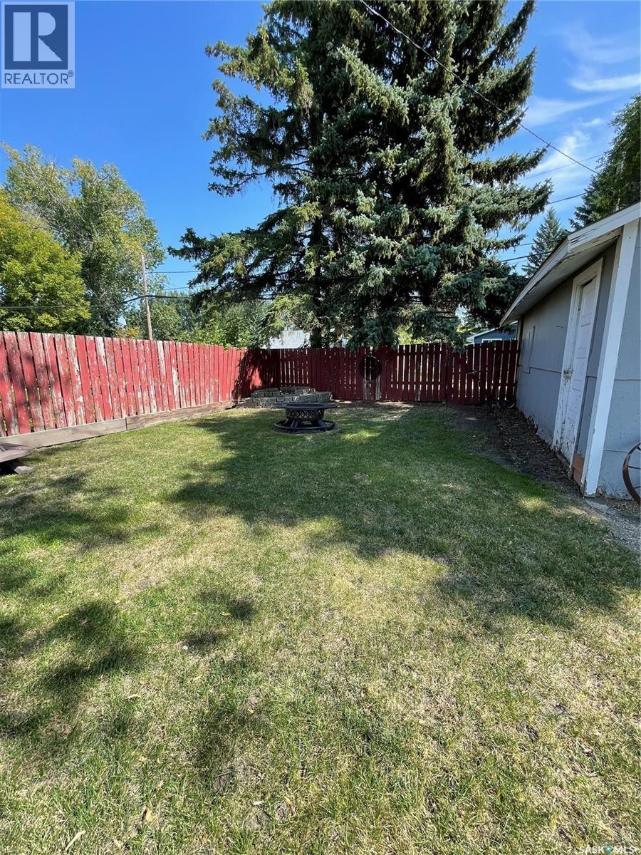 817 Cartier Street, Whitewood, Saskatchewan  S0G 5C0 - Photo 18 - SK047028