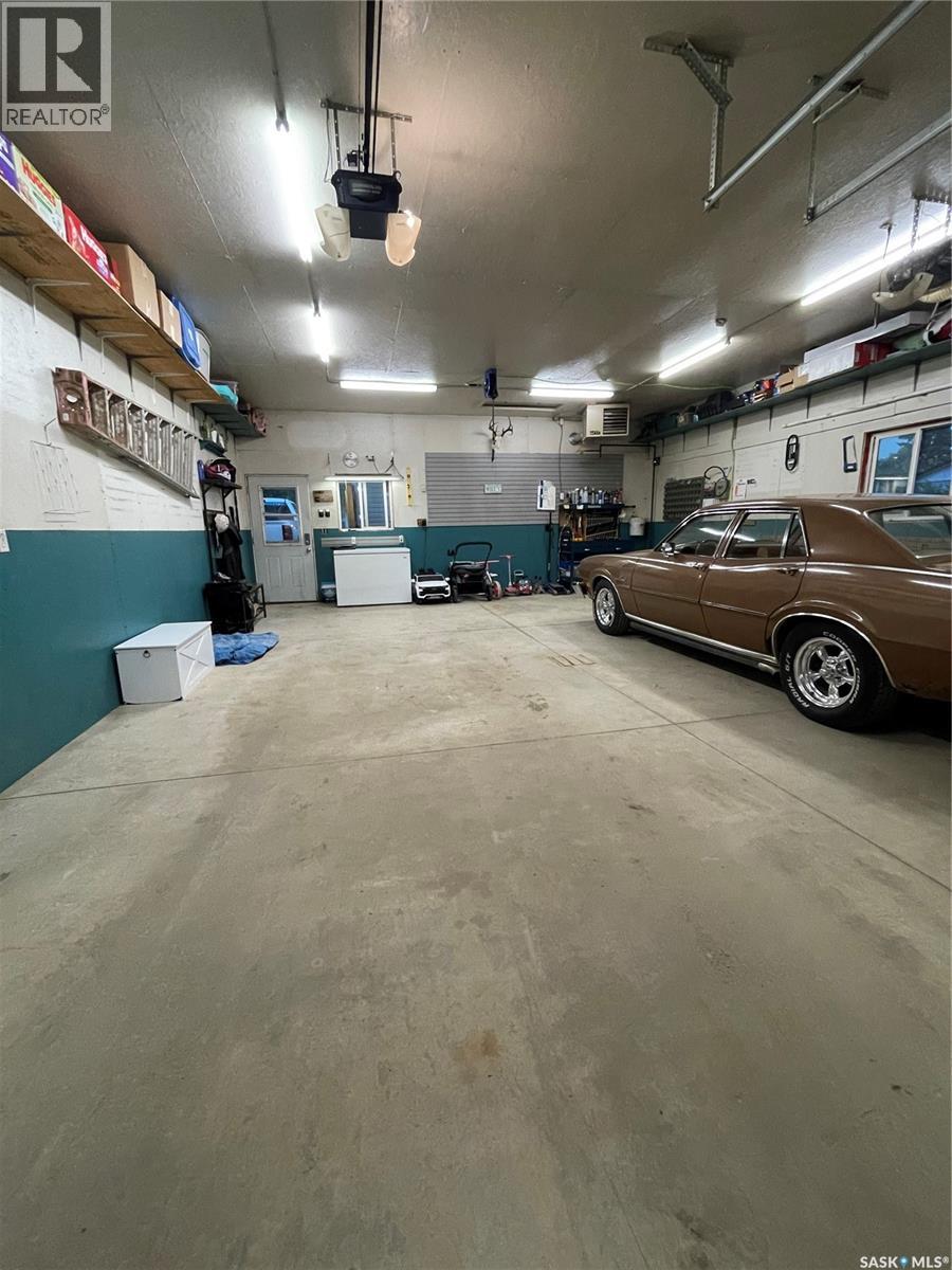 817 Cartier Street, Whitewood, Saskatchewan  S0G 5C0 - Photo 21 - SK047028