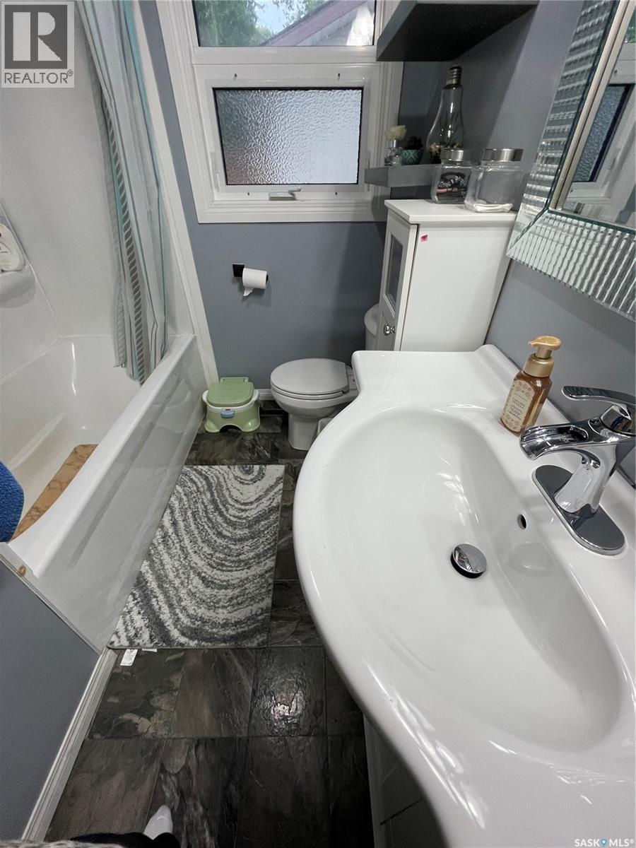 817 Cartier Street, Whitewood, Saskatchewan  S0G 5C0 - Photo 30 - SK047028