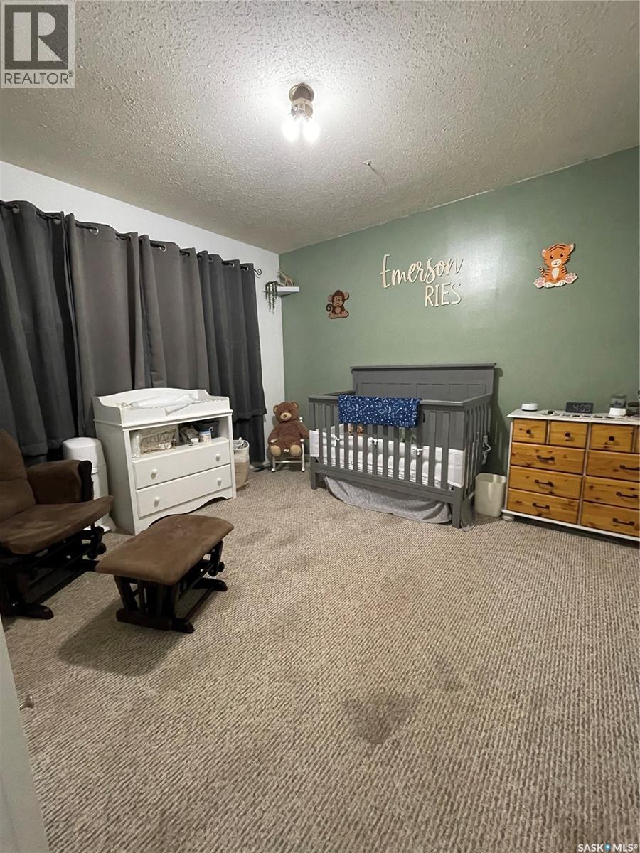 817 Cartier Street, Whitewood, Saskatchewan  S0G 5C0 - Photo 32 - SK047028