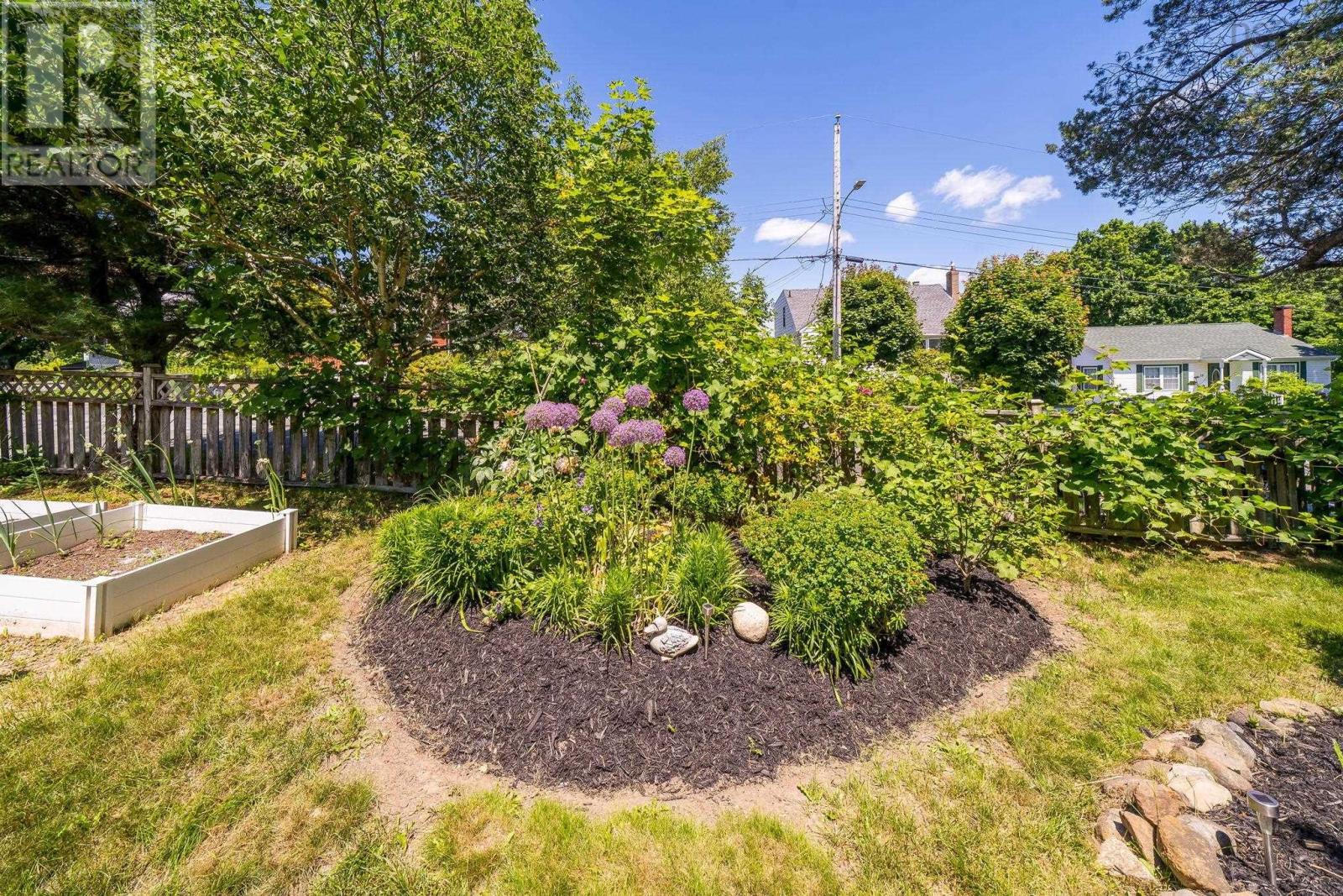 16 Lawnwood Avenue, Halifax, Nova Scotia  B3N 1E7 - Photo 33 - 202617675