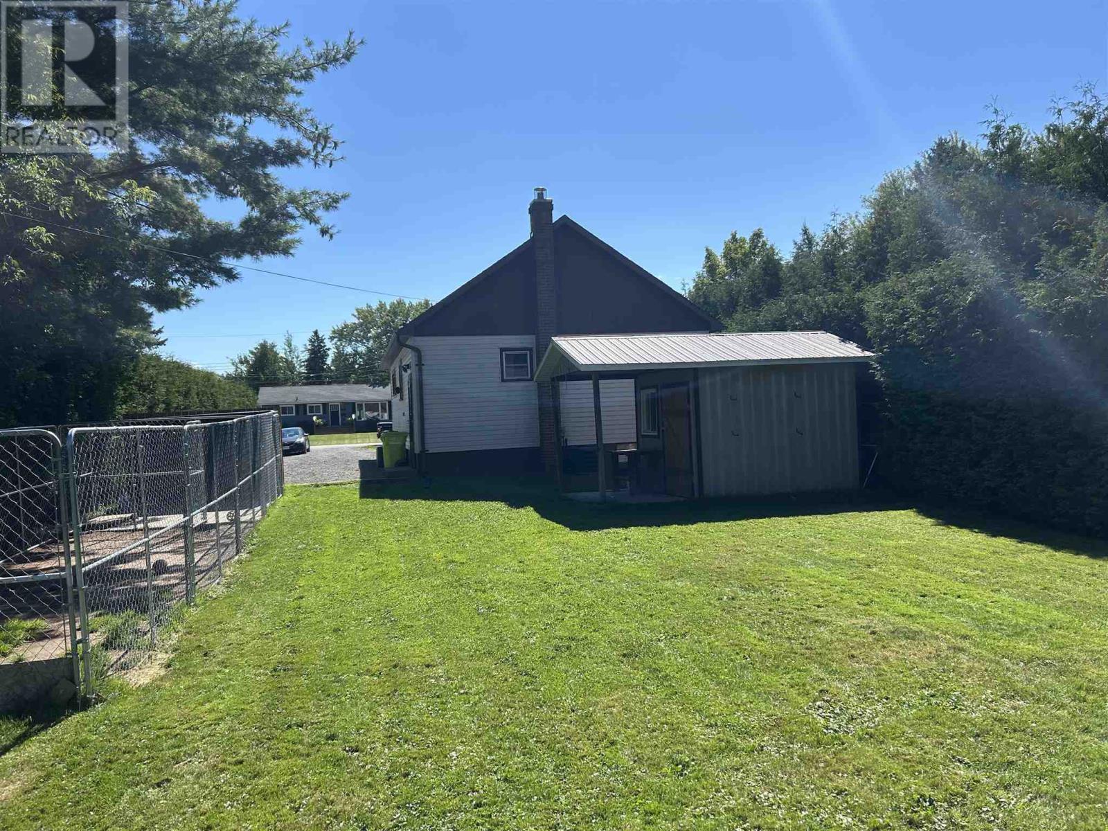 54 Killarney Rd, Sault Ste. Marie, Ontario  P6B 4N8 - Photo 7 - SM262371