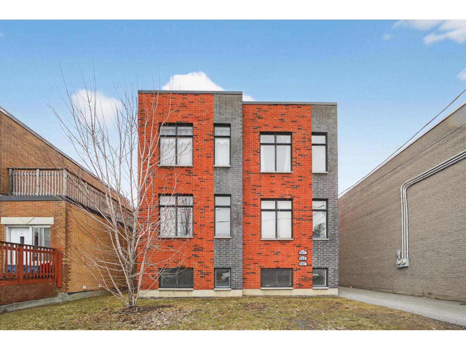 453-457 Rue Ste-Hélène Longueuil (Le Vieux-Longueuil) Quebec Canada J4K3R3 2