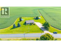 542 WOODHILL Road, Hamilton, Ontario