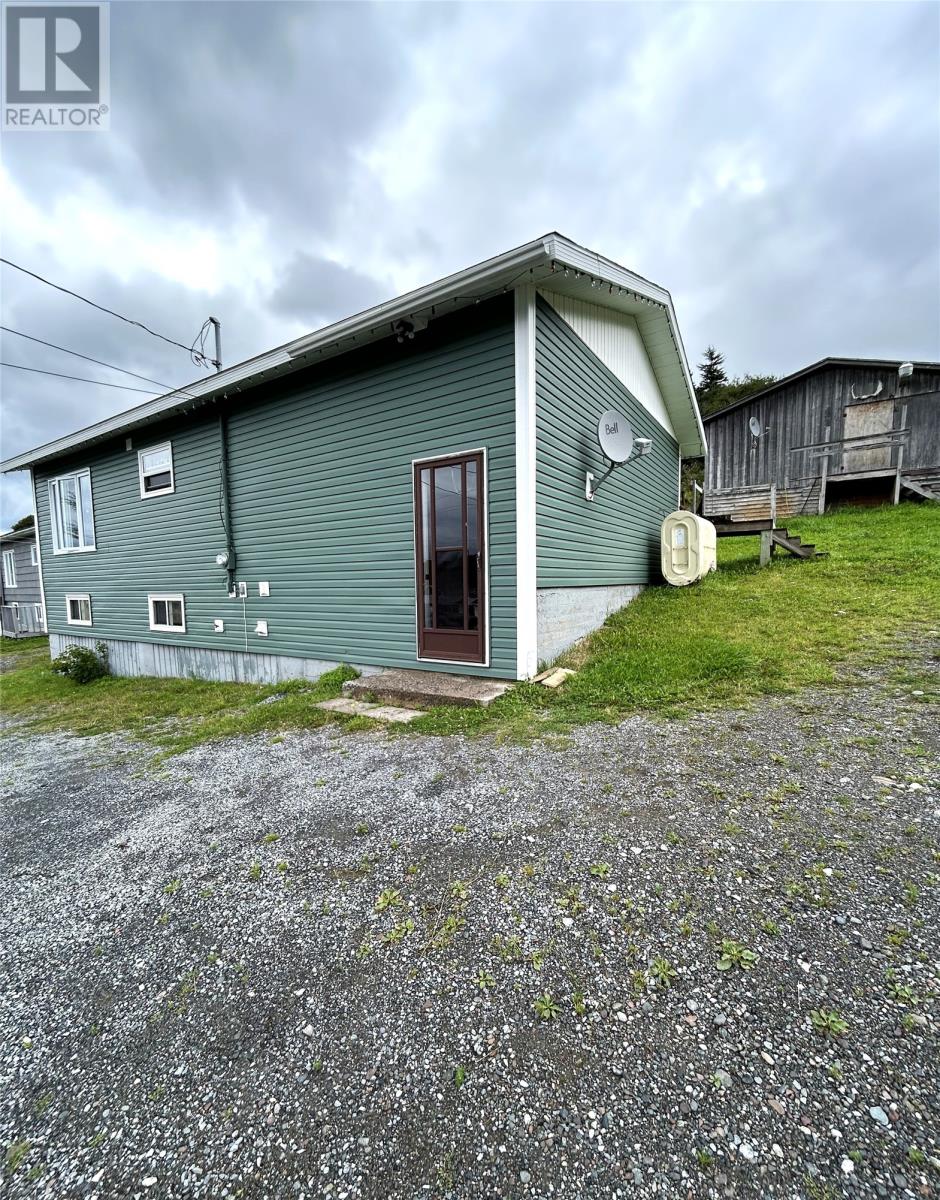 19 Victoria Street, Trout River — photo 2
