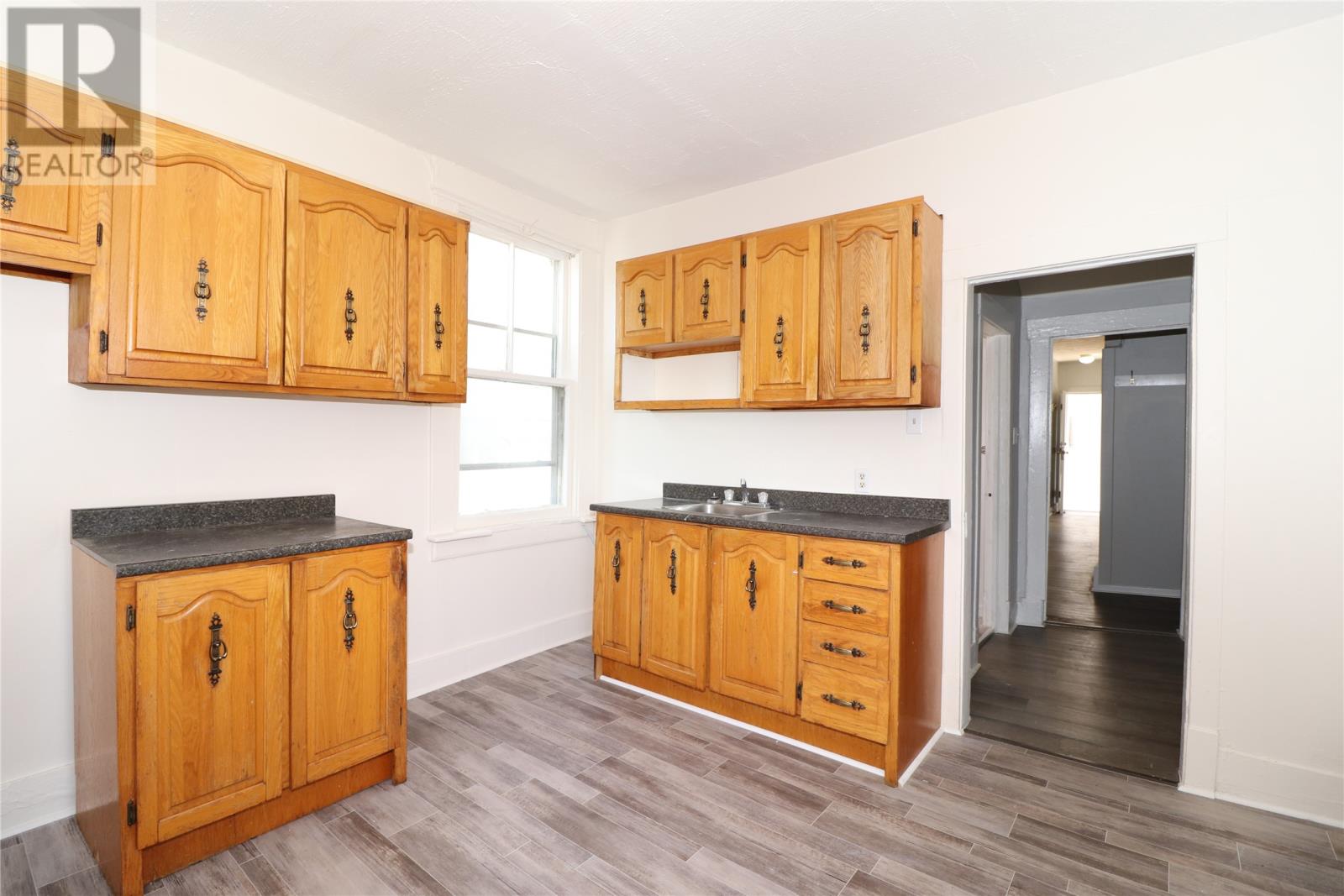 24 Barnes Road, St. John's — photo 4