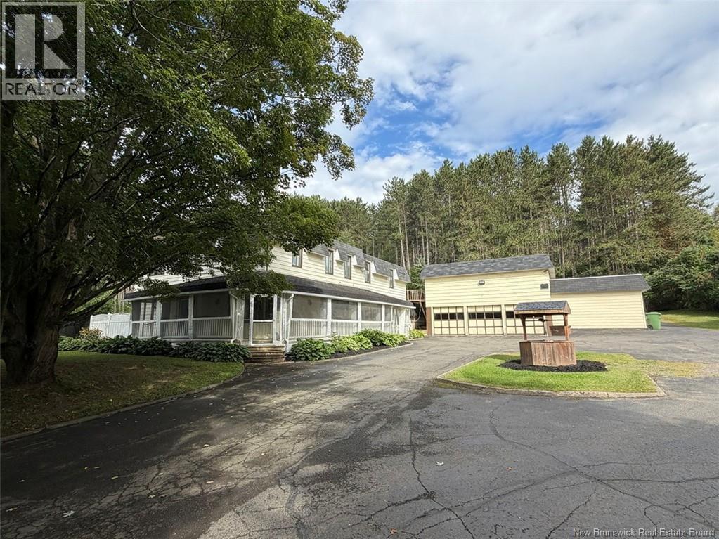 2371 Commerciale Street, Saint-François-de-Madawaska, New Brunswick
