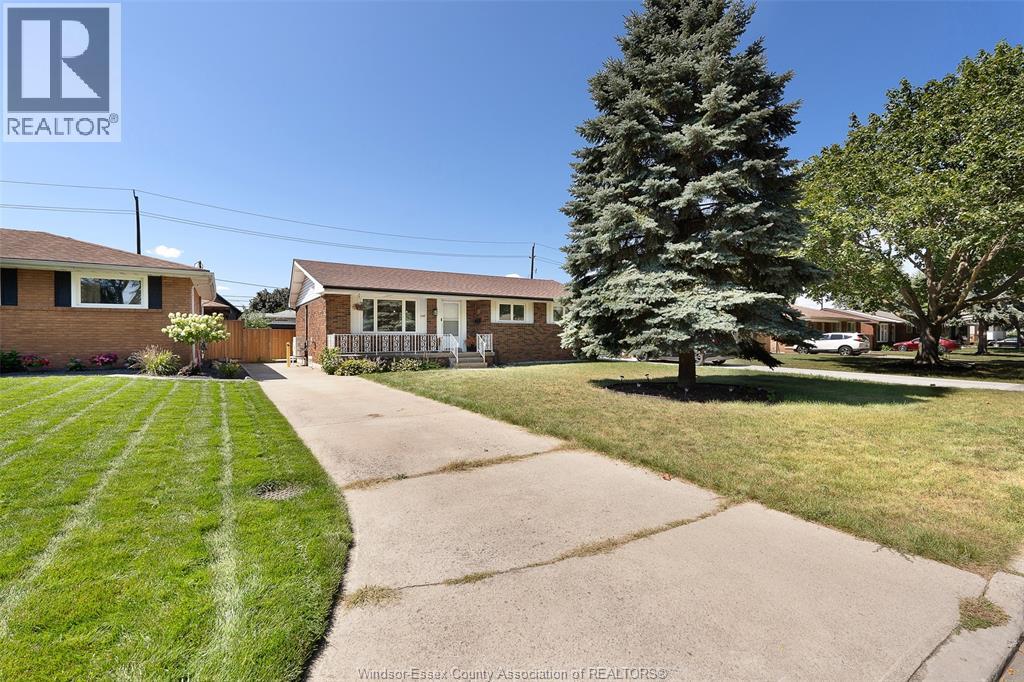 1237 Homedale, Windsor, Ontario  N8S 2T6 - Photo 2 - 26021123