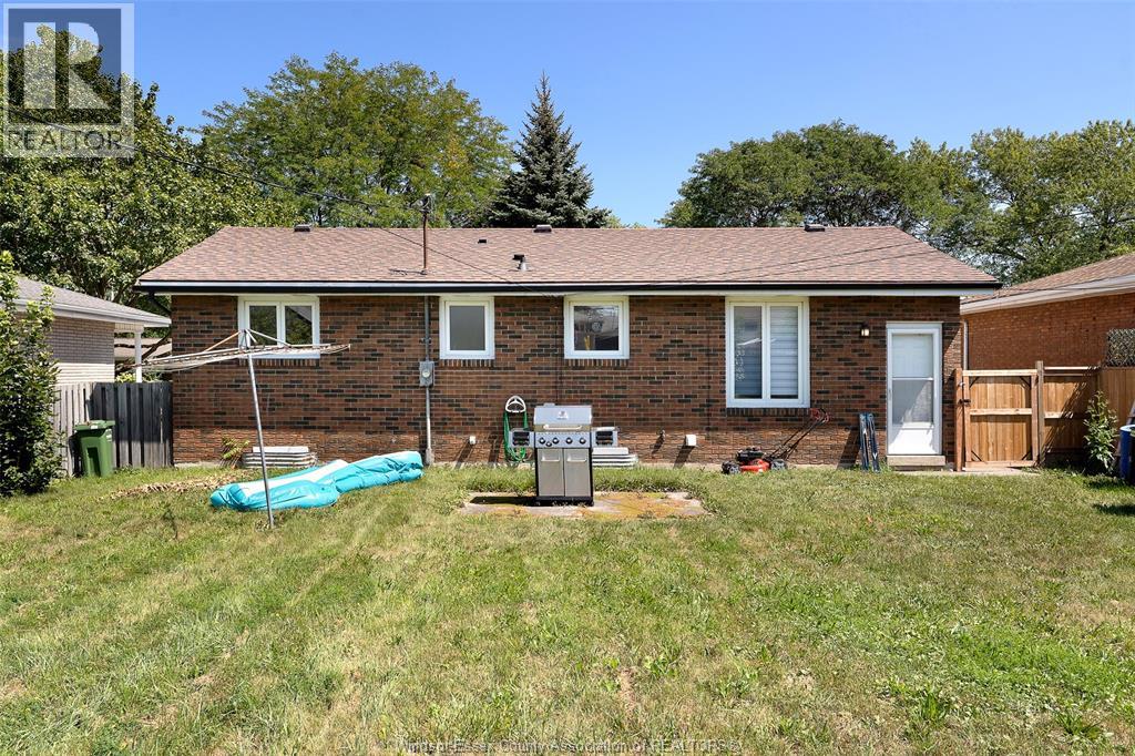 1237 Homedale, Windsor, Ontario  N8S 2T6 - Photo 7 - 26021123