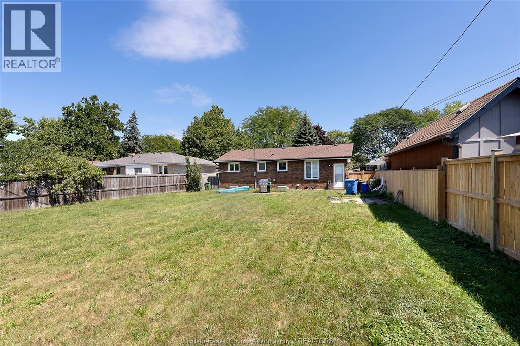 1237 Homedale, Windsor, Ontario  N8S 2T6 - Photo 6 - 26021123