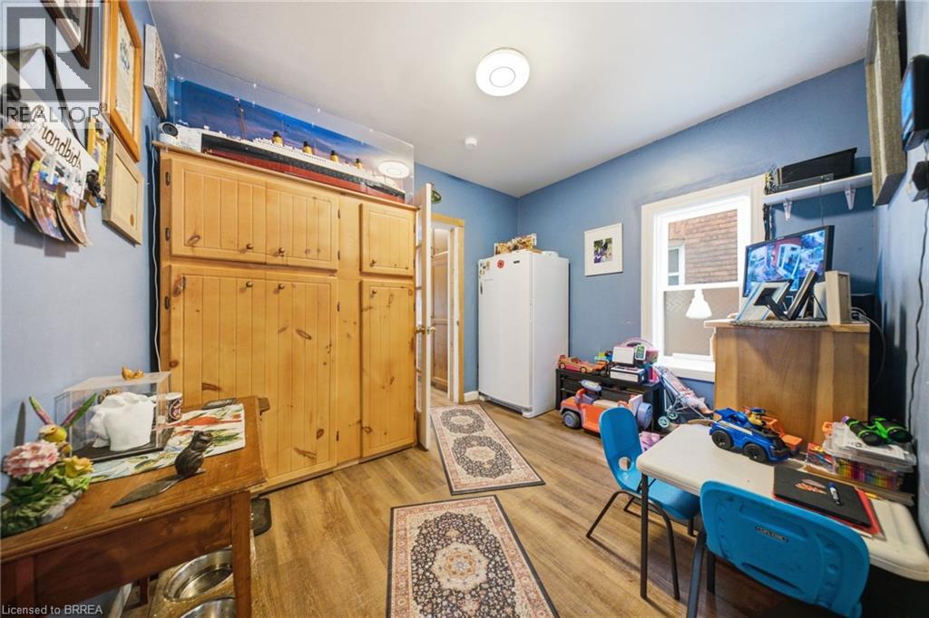 69 Arthur Street, Brantford, Ontario  N3S 3H9 - Photo 15 - 40858354