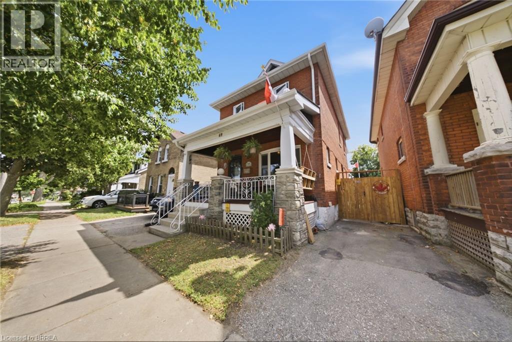 69 Arthur Street, Brantford, Ontario  N3S 3H9 - Photo 2 - 40858354