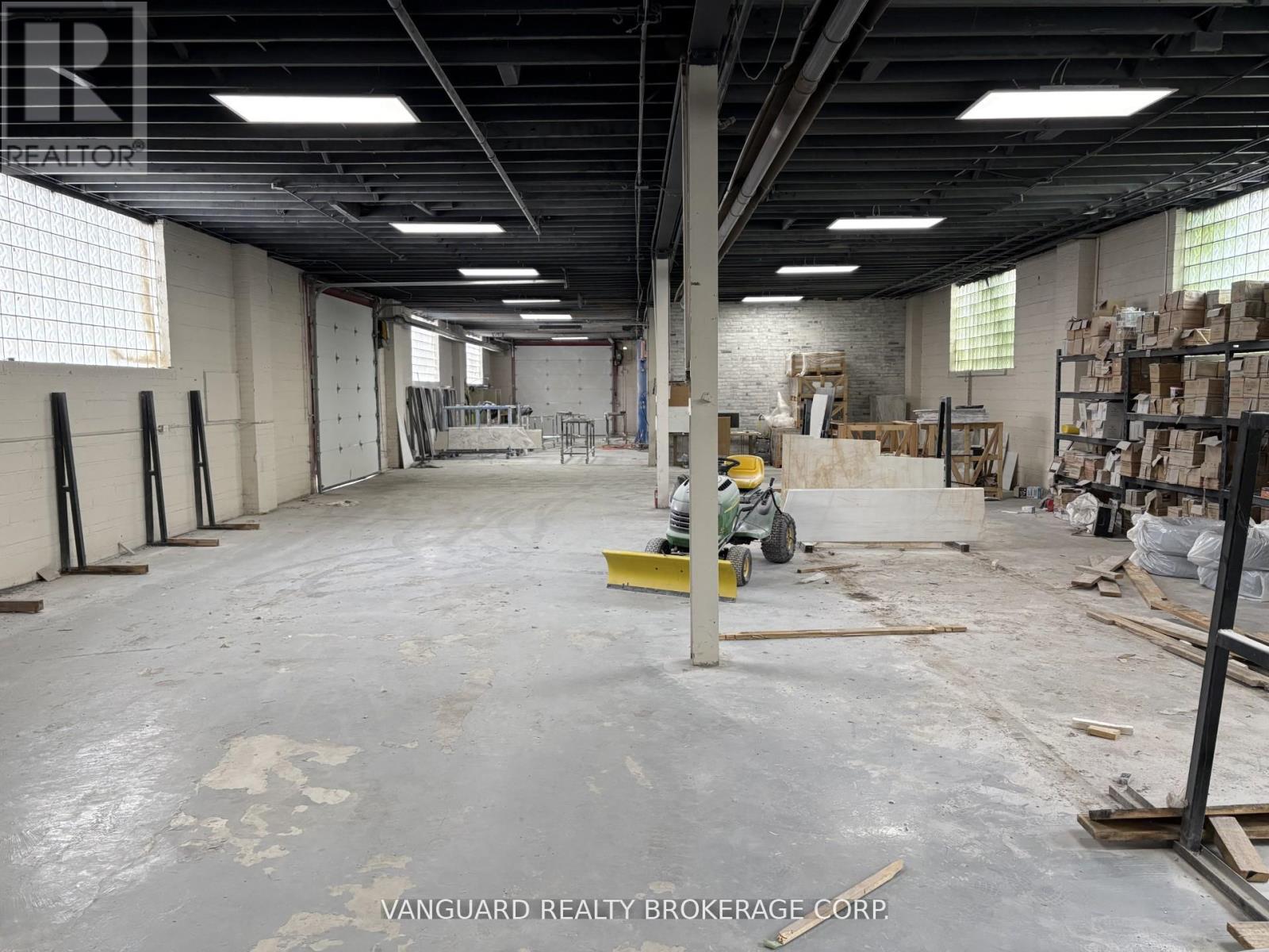 101 Rivalda Road, Toronto, Ontario M9M 2M6 - Photo 3 - W13721568
