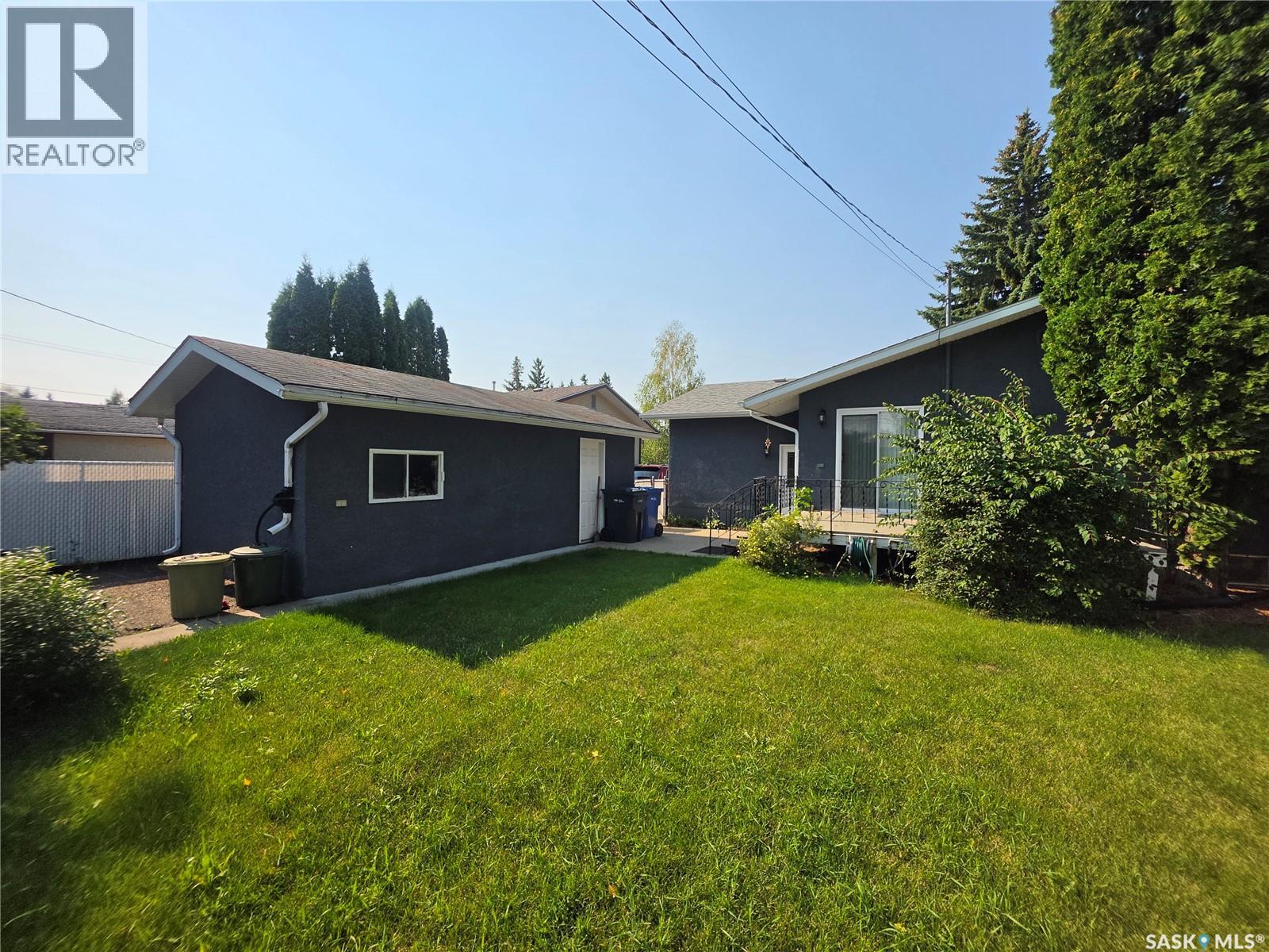 8919 17th Avenue, North Battleford, Saskatchewan  S9A 2T8 - Photo 2 - SK046851