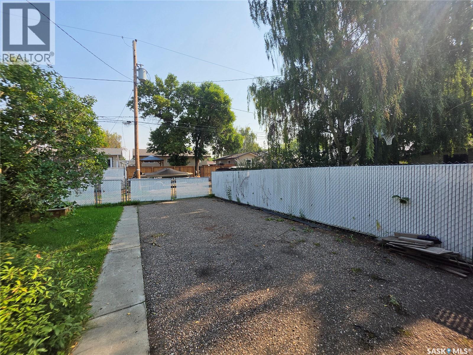 8919 17th Avenue, North Battleford, Saskatchewan  S9A 2T8 - Photo 6 - SK046851