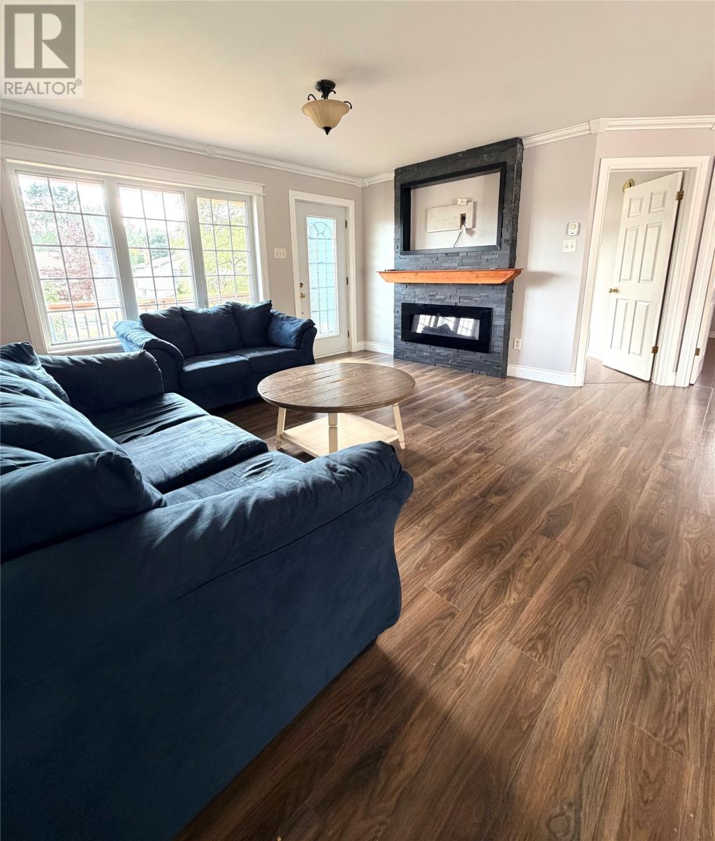 32 Aspen Drive, Northern Arm — photo 9