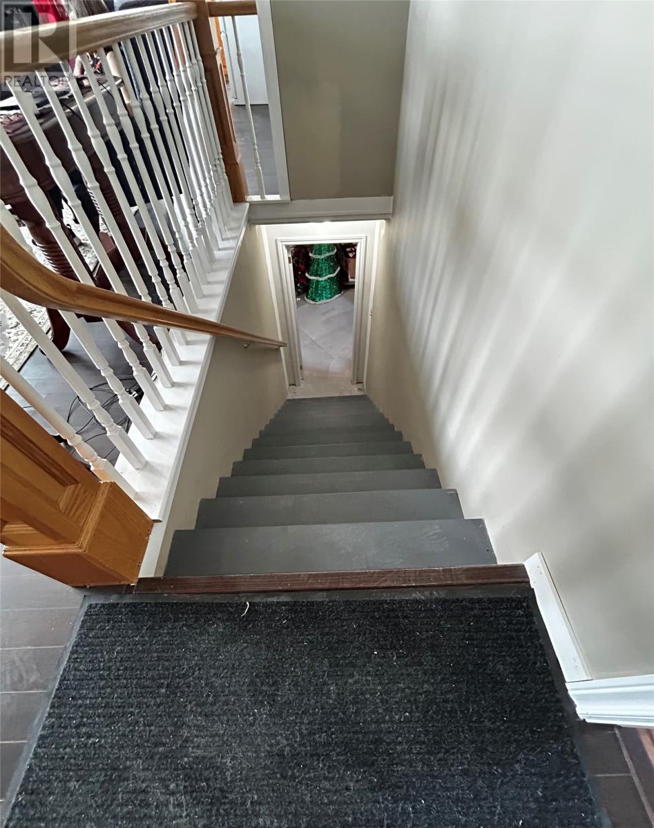 8 Snowspond Road, North River — photo 13