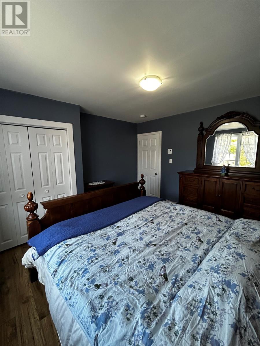 8 Snowspond Road, North River — photo 16