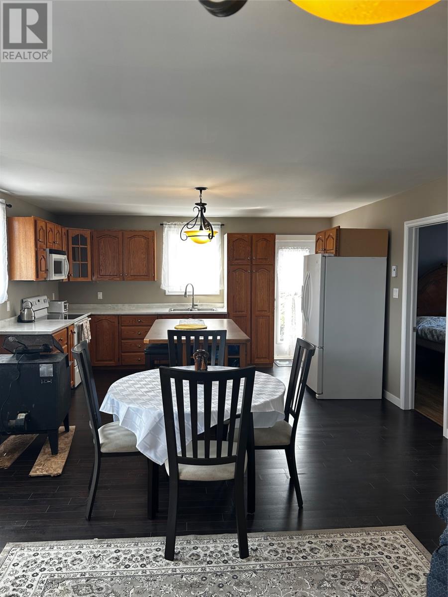 8 Snowspond Road, North River — photo 6