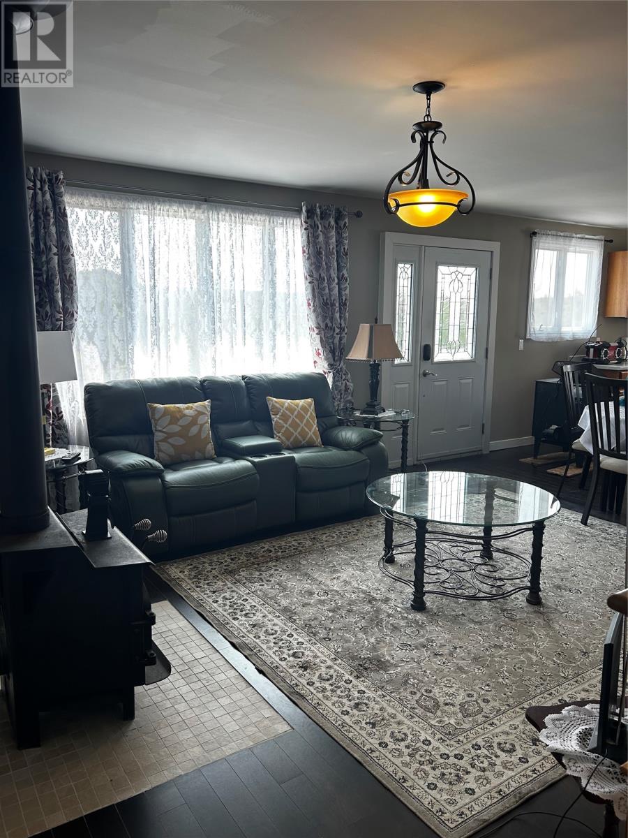 8 Snowspond Road, North River — photo 9