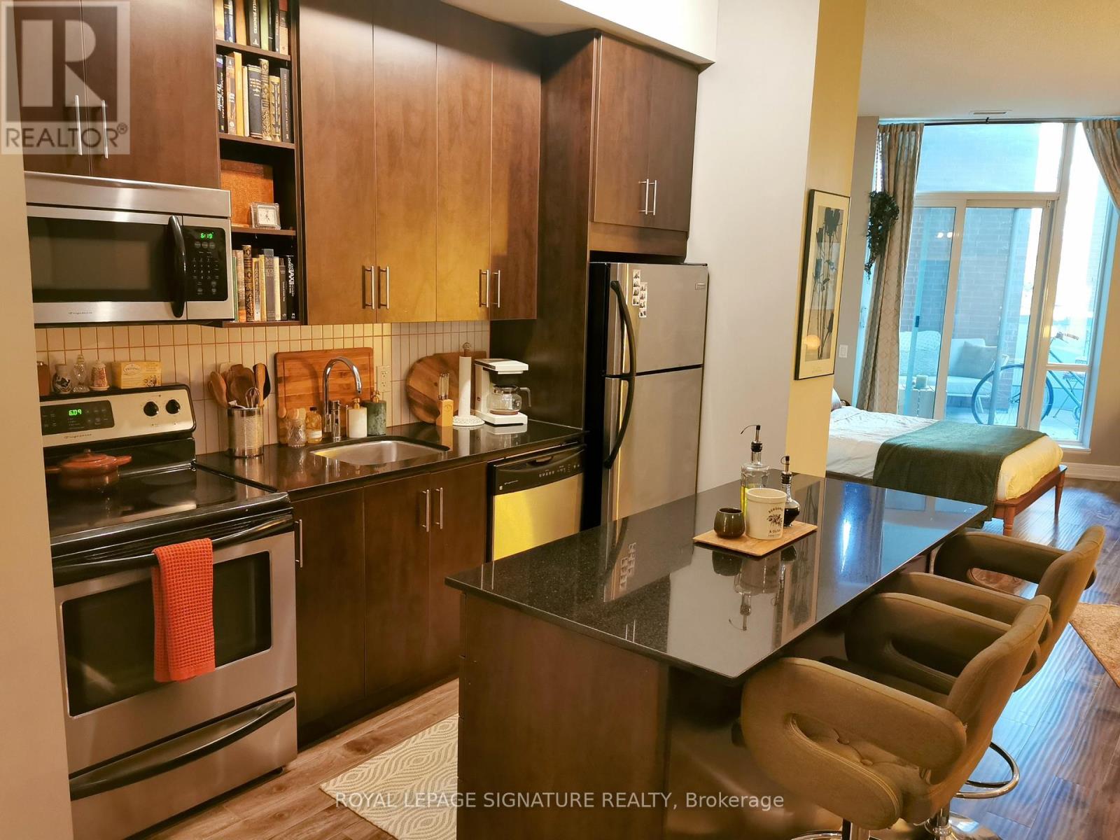 S202 - 112 George Street, Toronto, Ontario  M5A 2M5 - Photo 2 - C13726686