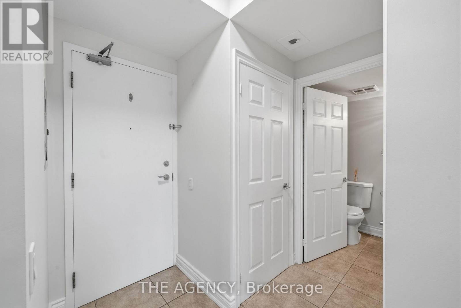105 - 451 Rosewell Avenue, Toronto, Ontario  M4R 2H8 - Photo 12 - C13726736