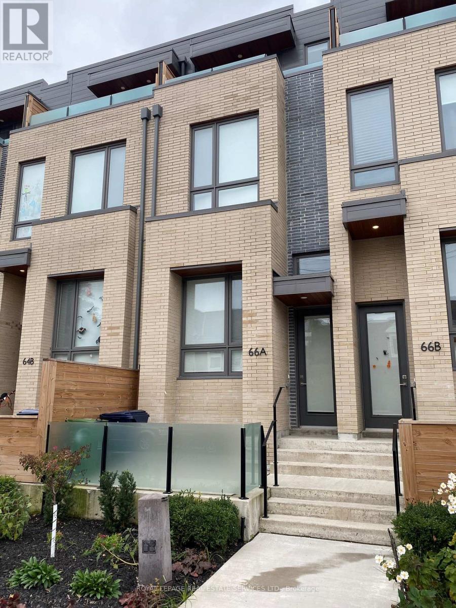 66a Perth Avenue, Toronto, Ontario  M6R 0A8 - Photo 2 - C13726798