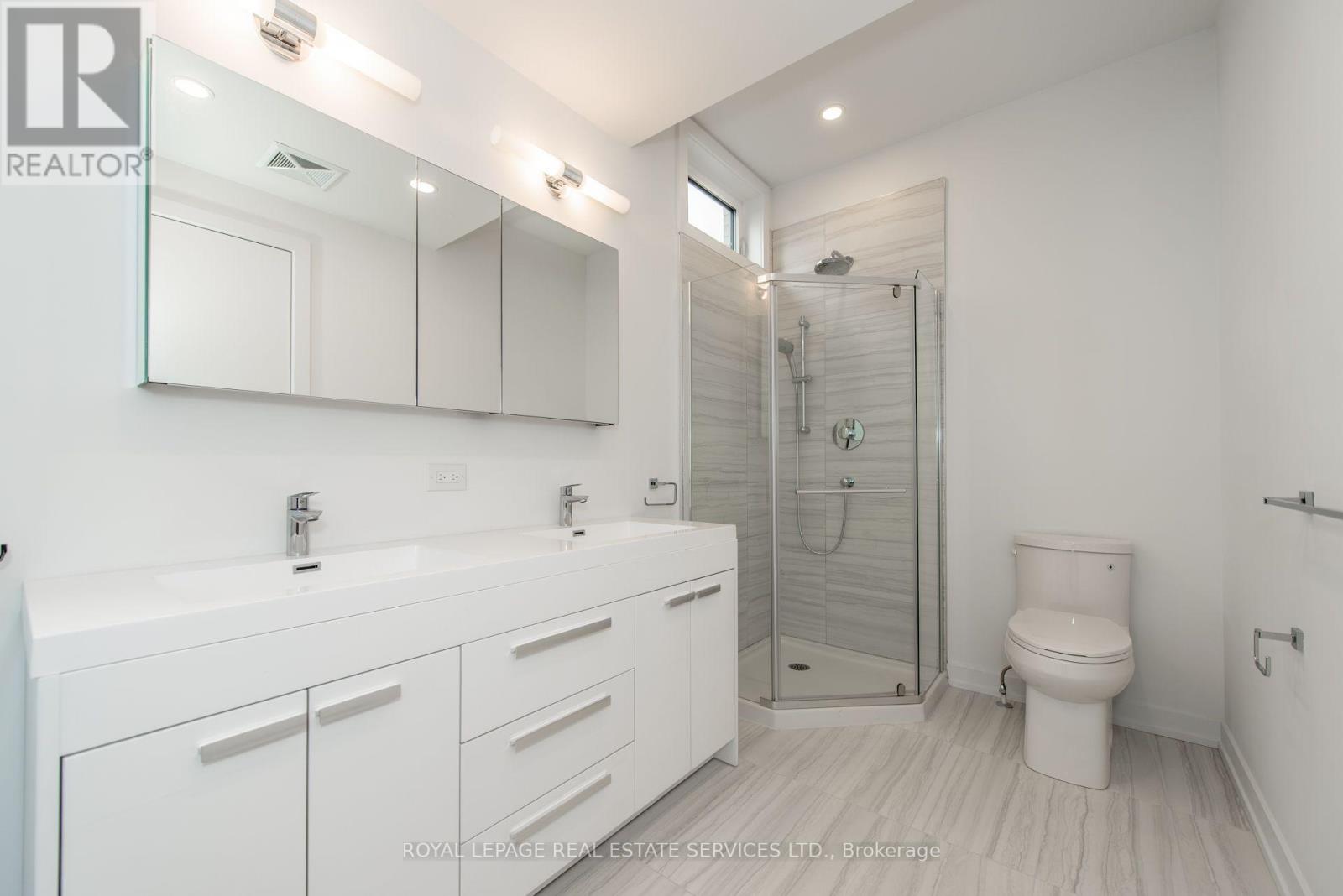 66a Perth Avenue, Toronto, Ontario  M6R 0A8 - Photo 9 - C13726798