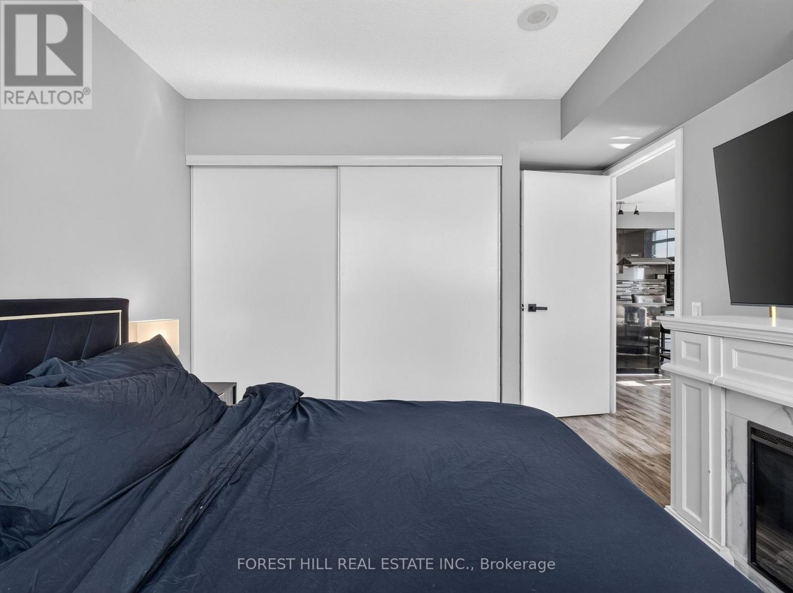1817 - 19 Singer Court, Toronto, Ontario  M2K 0B2 - Photo 11 - C13726808