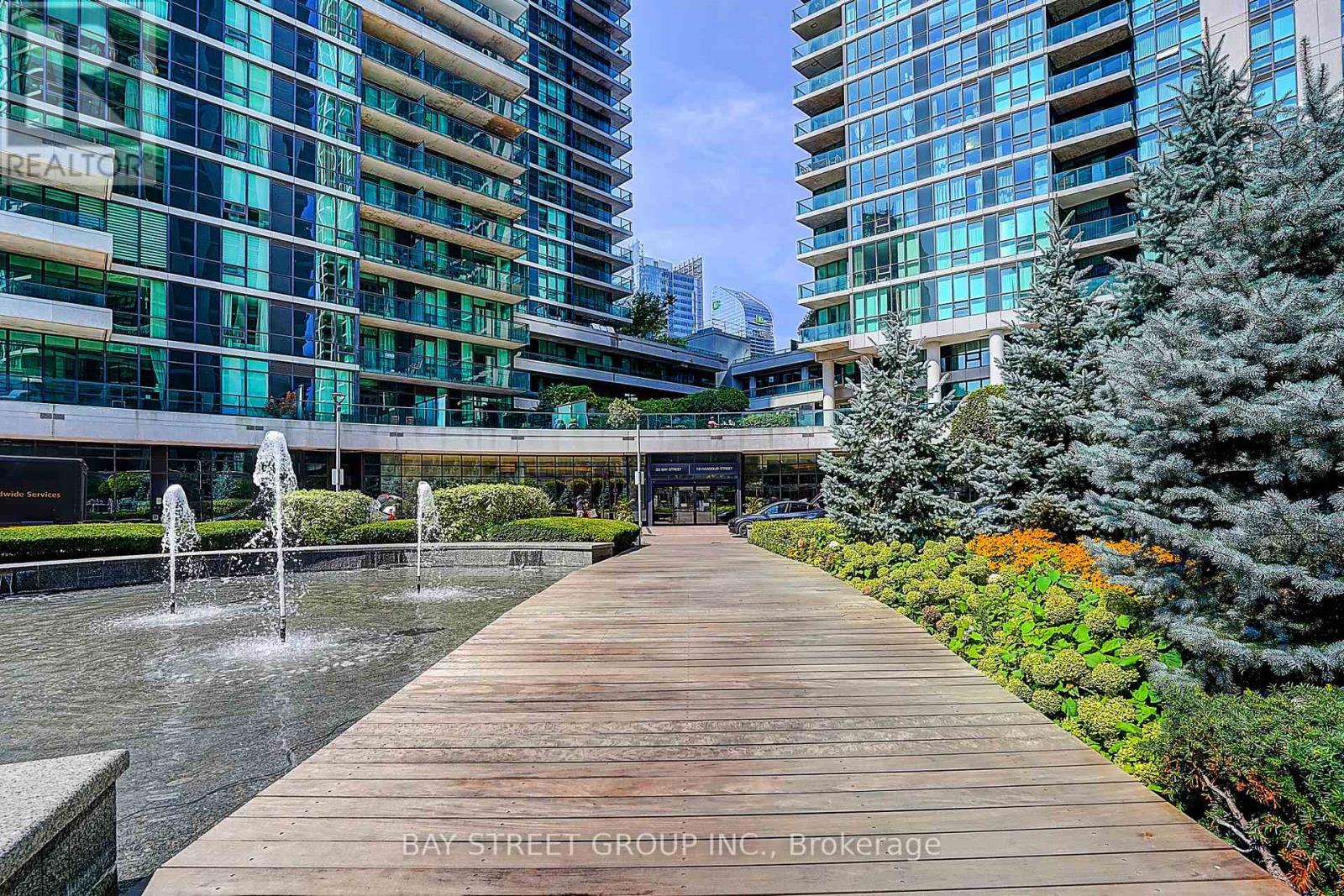 3310 - 33 Bay Street, Toronto, Ontario  M5J 2Z3 - Photo 3 - C13726810