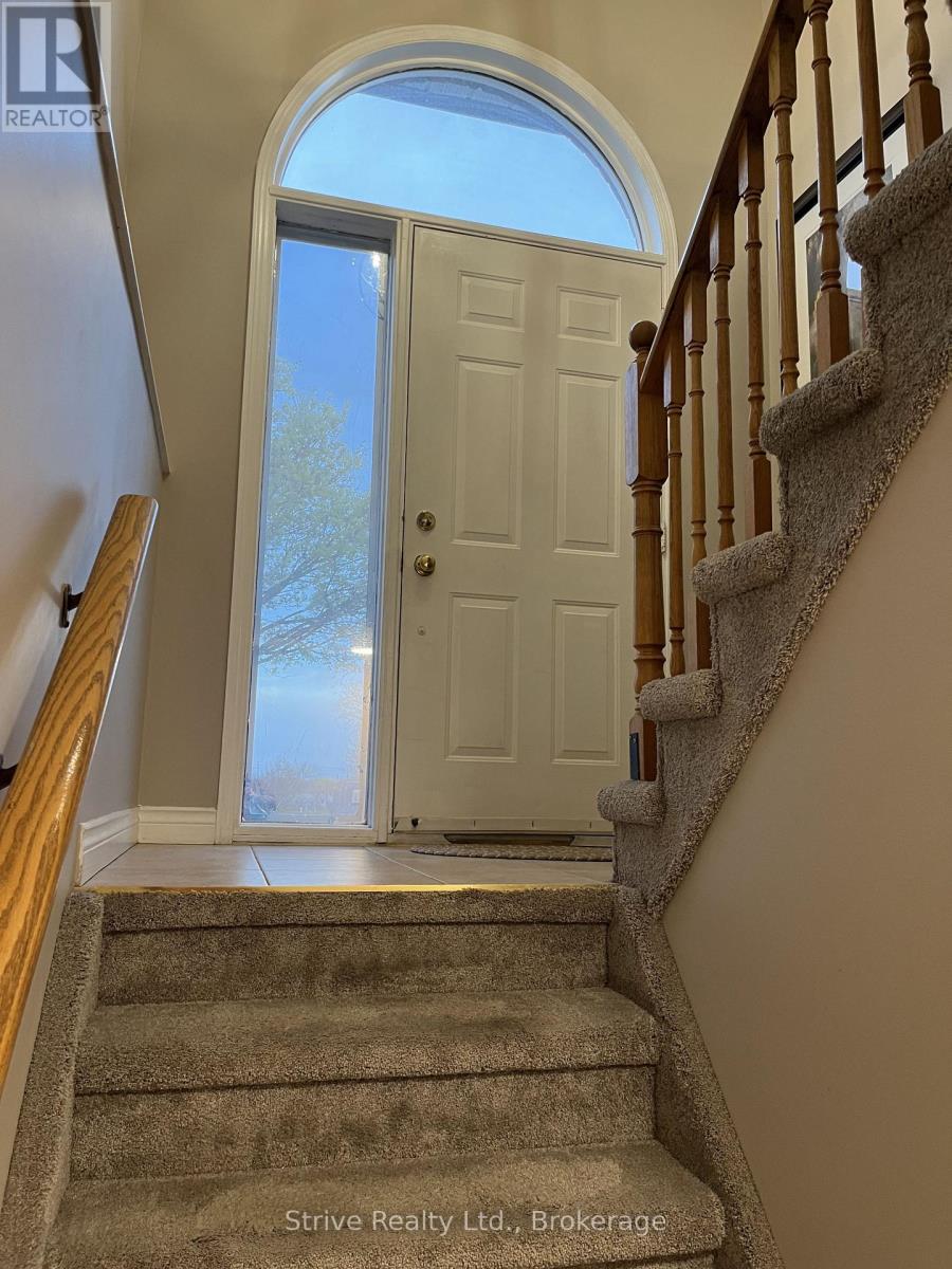 1013 Attersley Drive, Oshawa, Ontario  L1K 2G9 - Photo 13 - E13726744