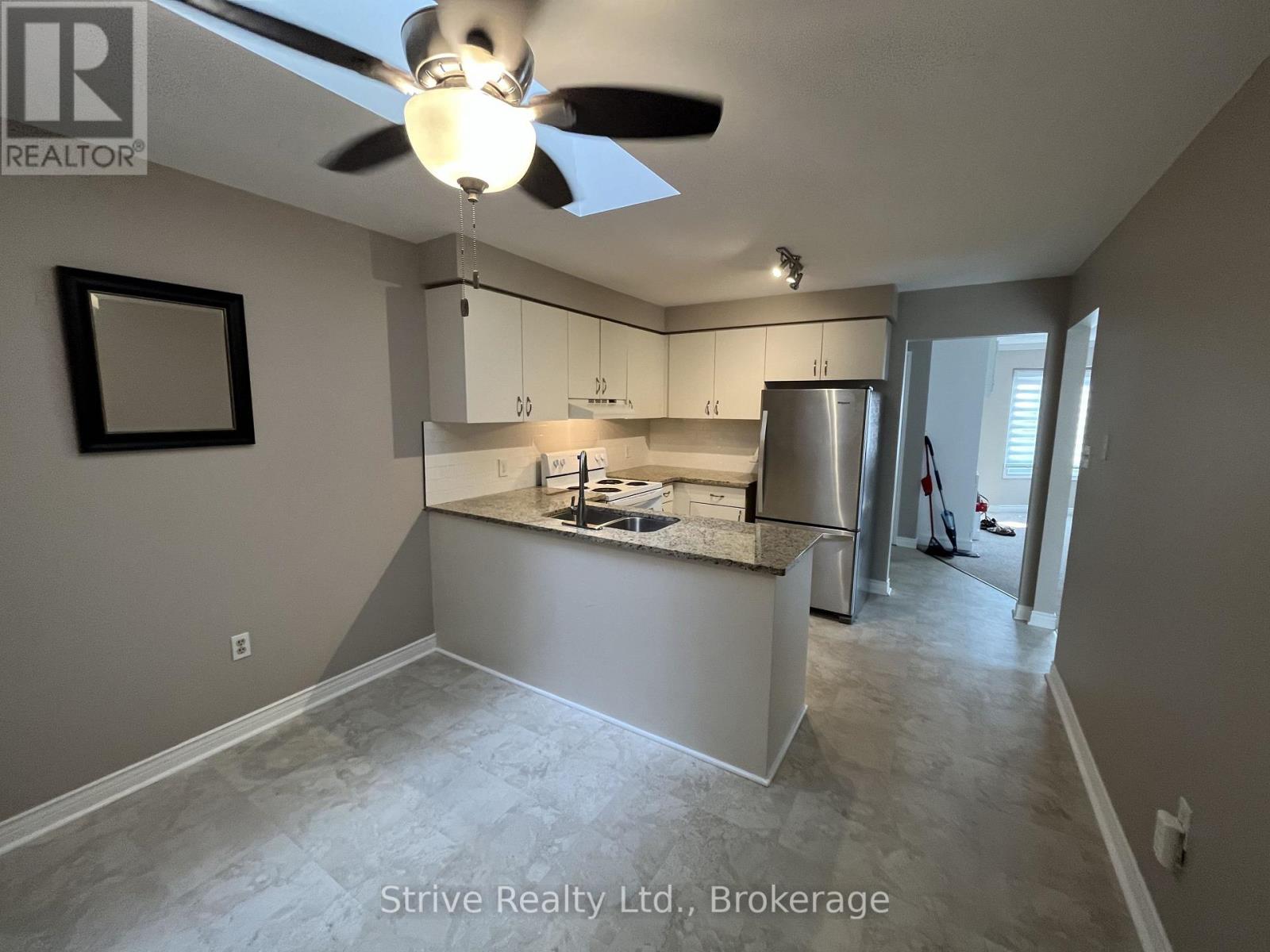 1013 Attersley Drive, Oshawa, Ontario  L1K 2G9 - Photo 7 - E13726744