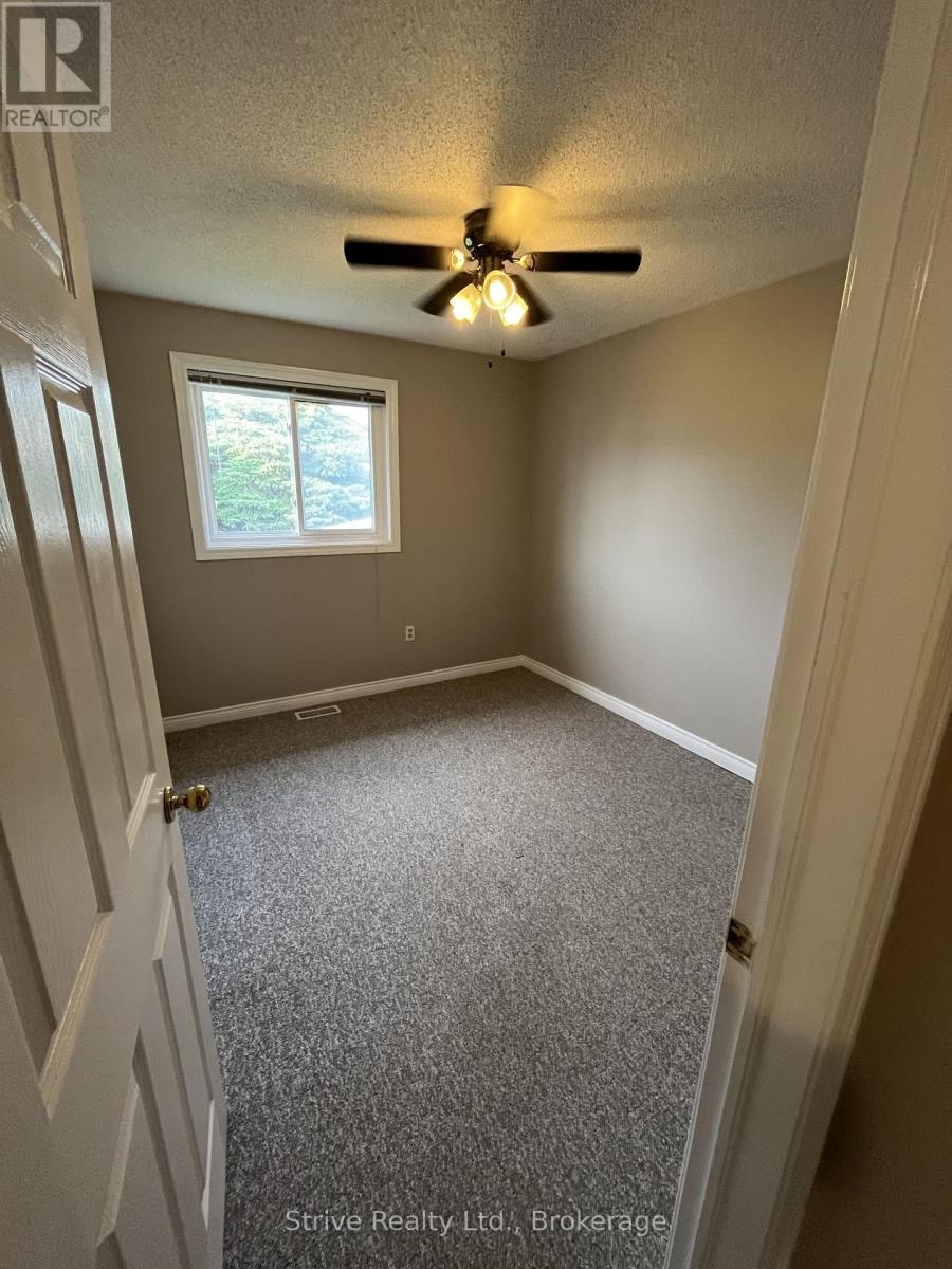 1013 Attersley Drive, Oshawa, Ontario  L1K 2G9 - Photo 9 - E13726744