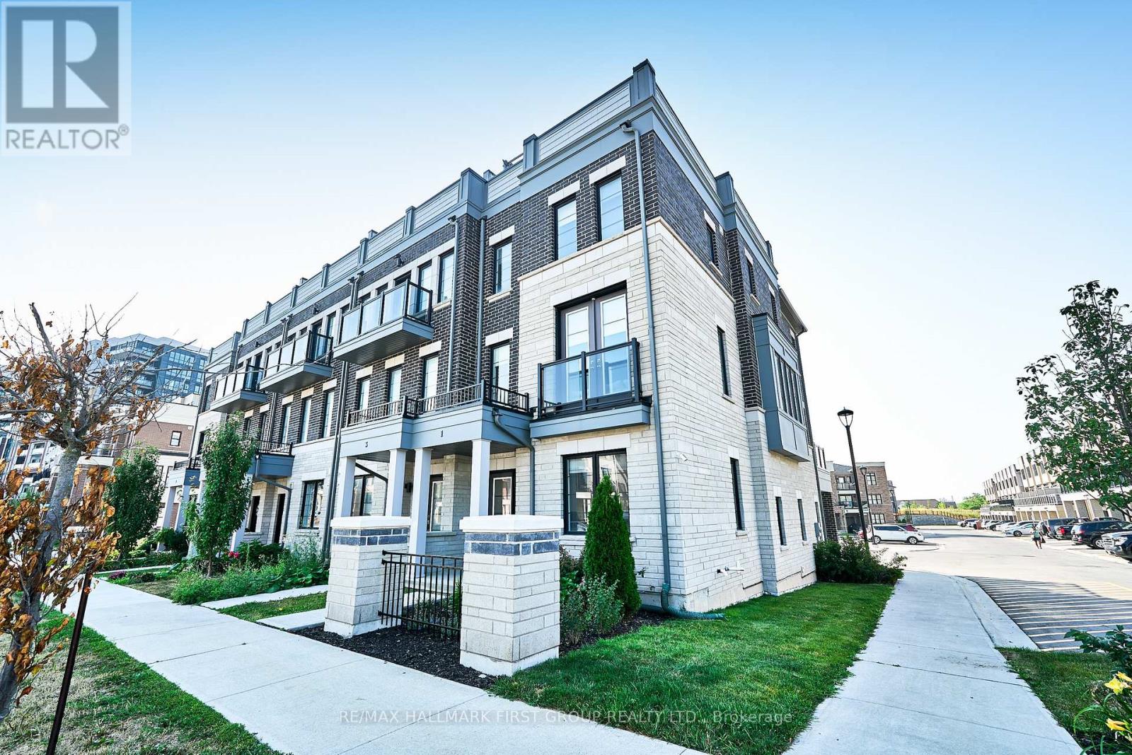1 CLARINGTON BOULEVARD, Clarington, Ontario