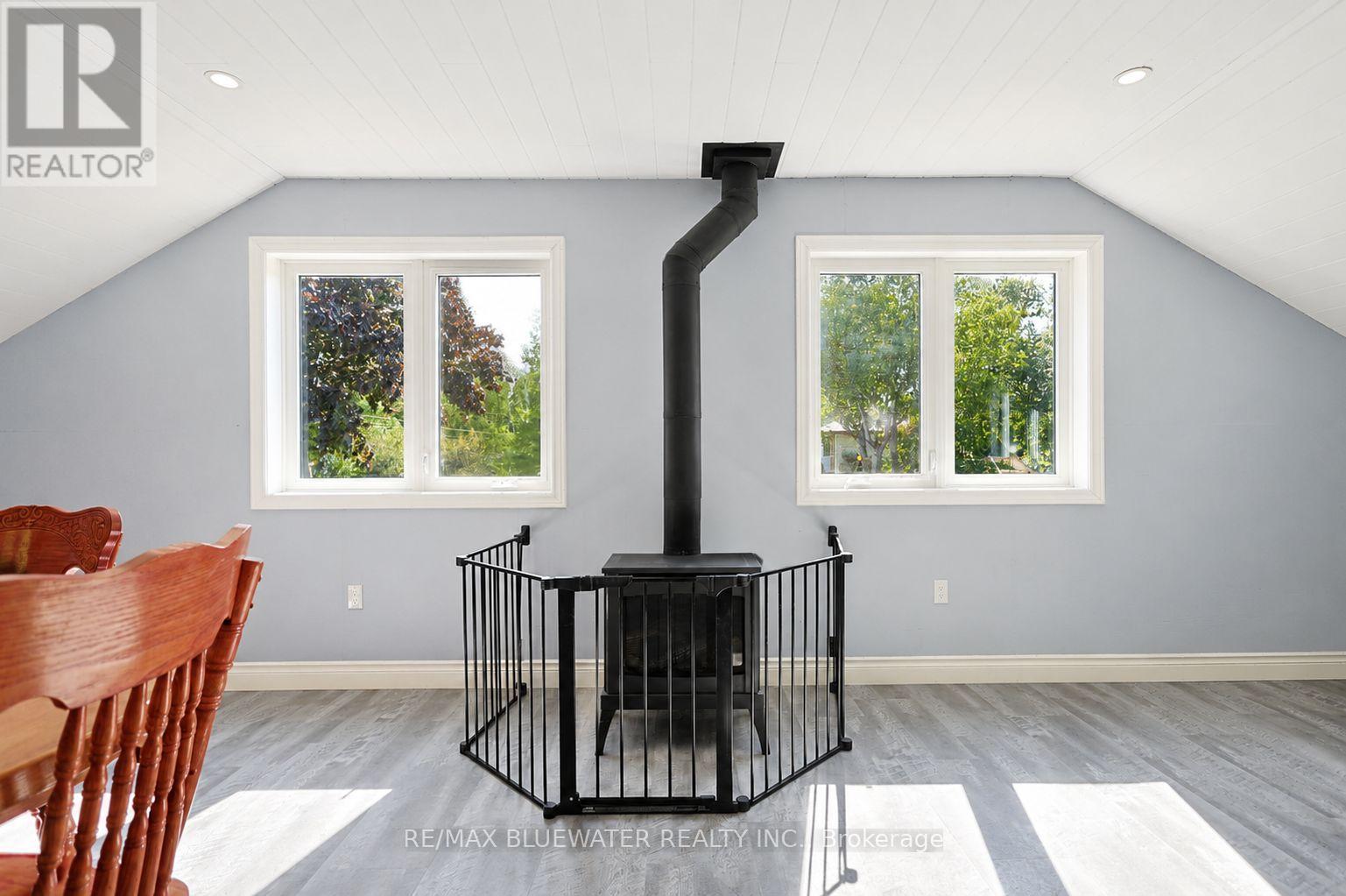 9994 Edward Street, Lambton Shores, Ontario  N0M 2L0 - Photo 37 - X13726746