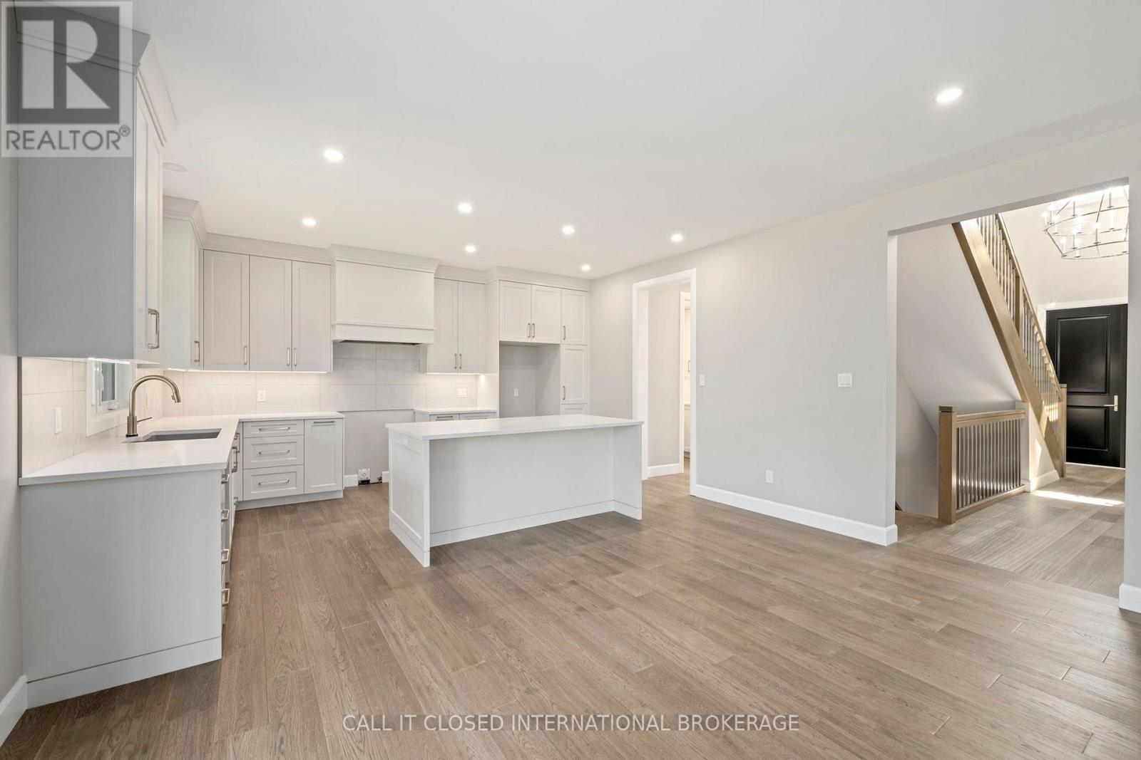 44 Royal Crescent, Southwold, Ontario  N5P 3T2 - Photo 10 - X13726778