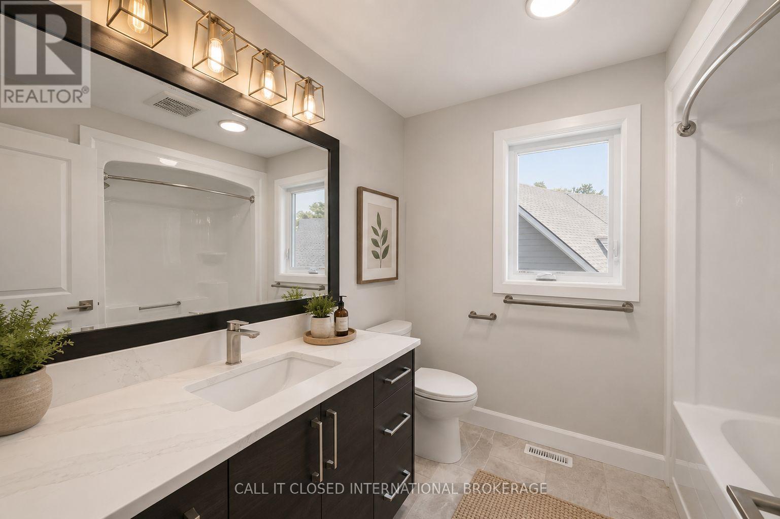 44 Royal Crescent, Southwold, Ontario  N5P 3T2 - Photo 18 - X13726778